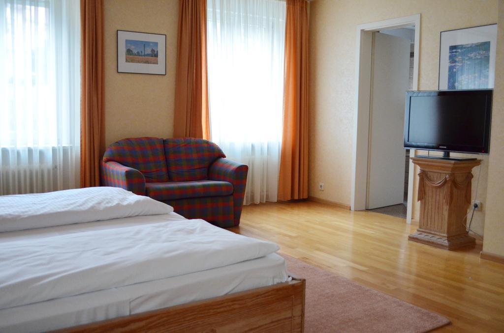 Hotel Alte Post - Am Rhein-ufer 3*