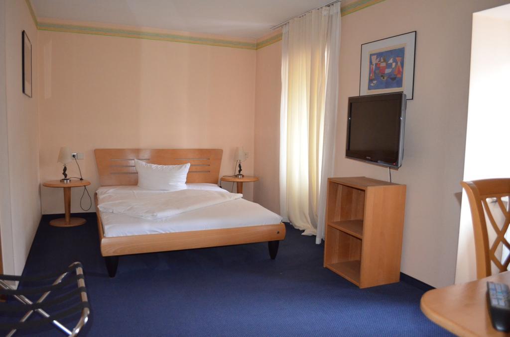 Hotel Alte Post - Am Rhein-ufer