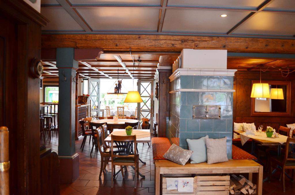 Alte Post - Am Rhein-ufer Hotel 3*